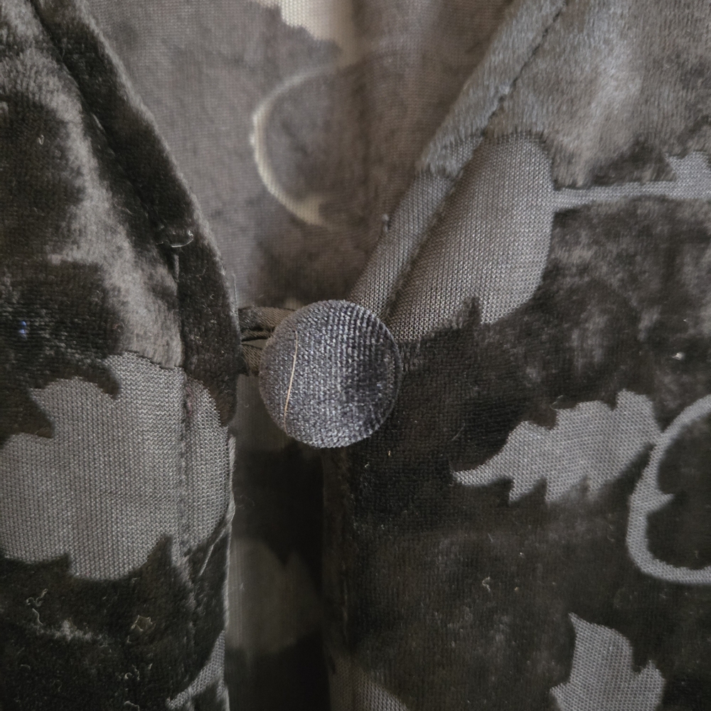 Rabbit Rabbit Rabbit Vintage Black Floral Velvet Jacket Cardigan - Picture 5 of 8